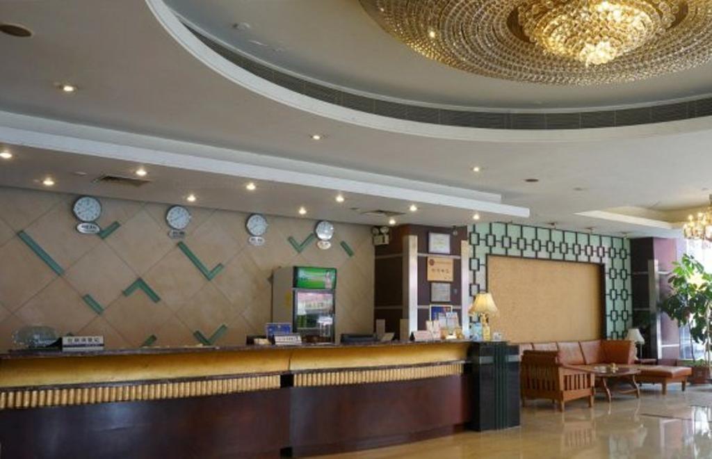 Yingfeng Hotel Dongguan  Exterior photo