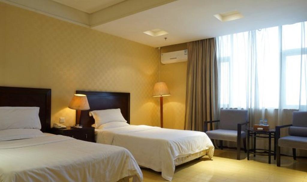 Yingfeng Hotel Dongguan  Room photo