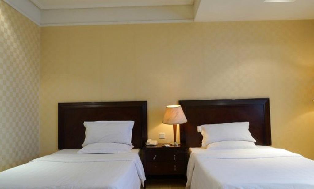 Yingfeng Hotel Dongguan  Exterior photo