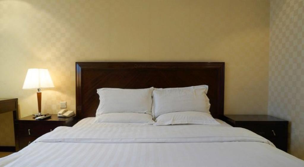 Yingfeng Hotel Dongguan  Room photo